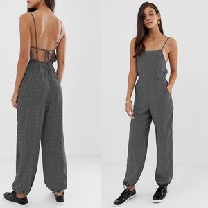 JUMPSUIT !
